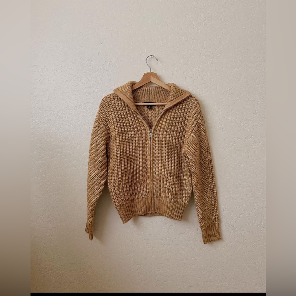 Ann Taylor Chunky Knit Sweater